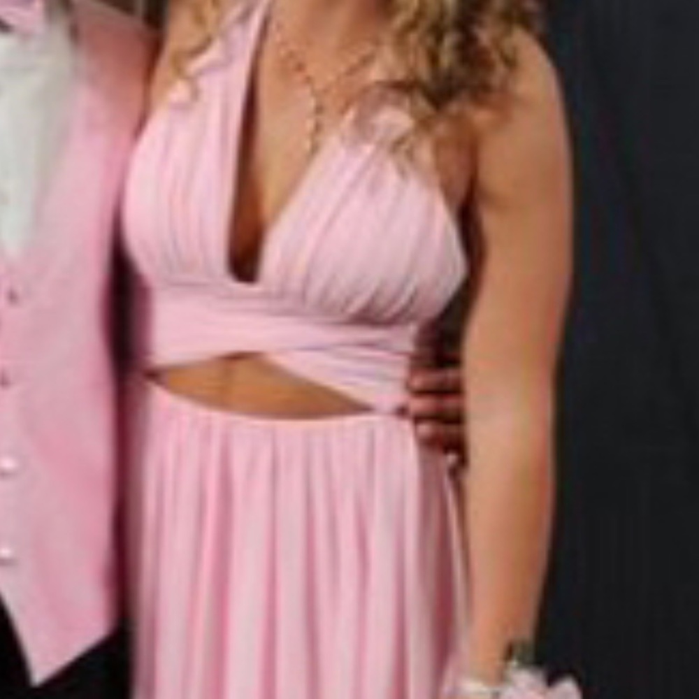Fame and partners dress sizes 2 and 4